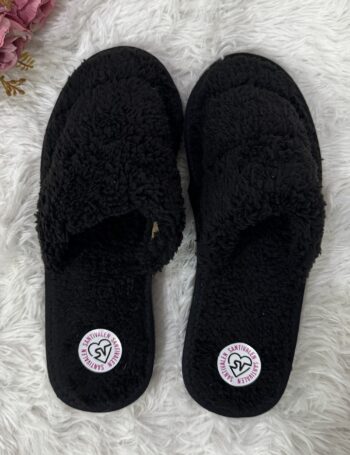 Pantufla Negra