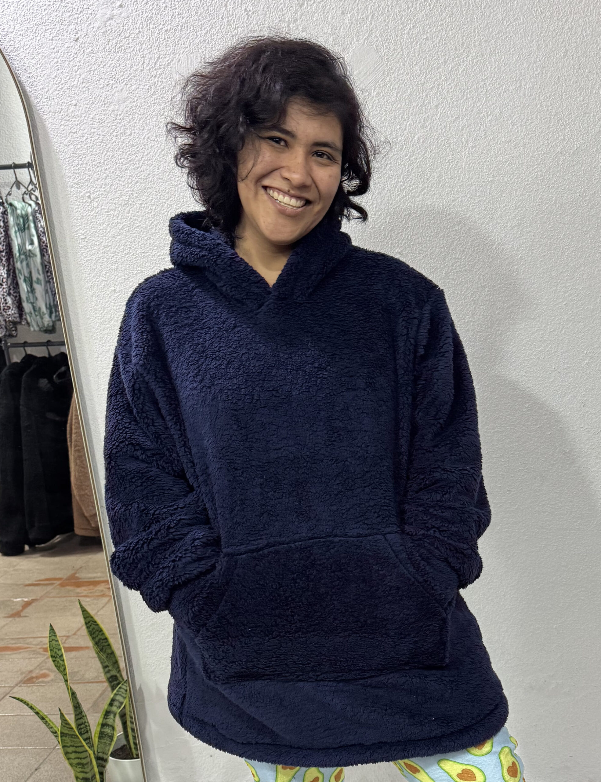 Maxibuzo Corderito Azul Marino - Talle Único